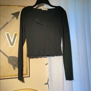 Green long sleeve crop top